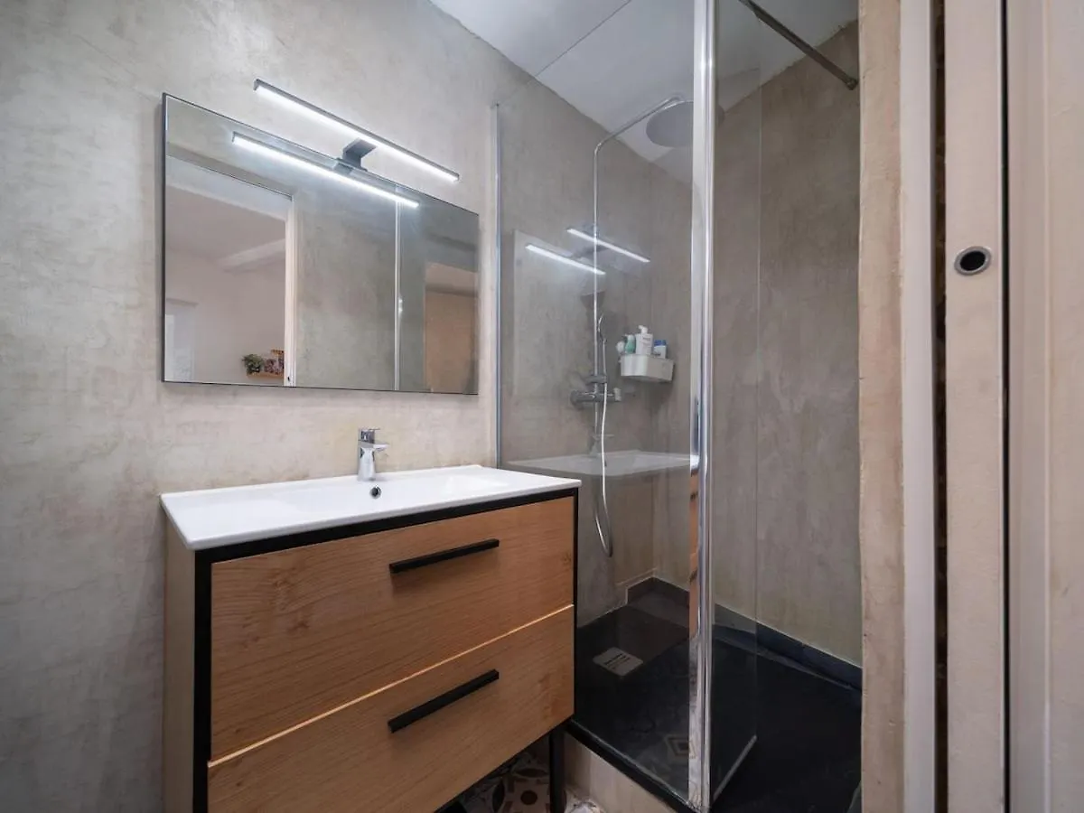 Apartment Joli Appartement Dans Un Village Provencal A 5 Mn De Marseille Allauch